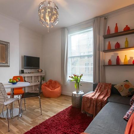 The Wanderlust - 1 Bedroom Apartment L Sleeps 4 With Sofa Bed L Prime Location Plus Free Wifi L Perfect For Business & Leisure Travelers L 15Percent Off Weekly & 20Percent Off Monthly Stays! Londyn Zewnętrze zdjęcie