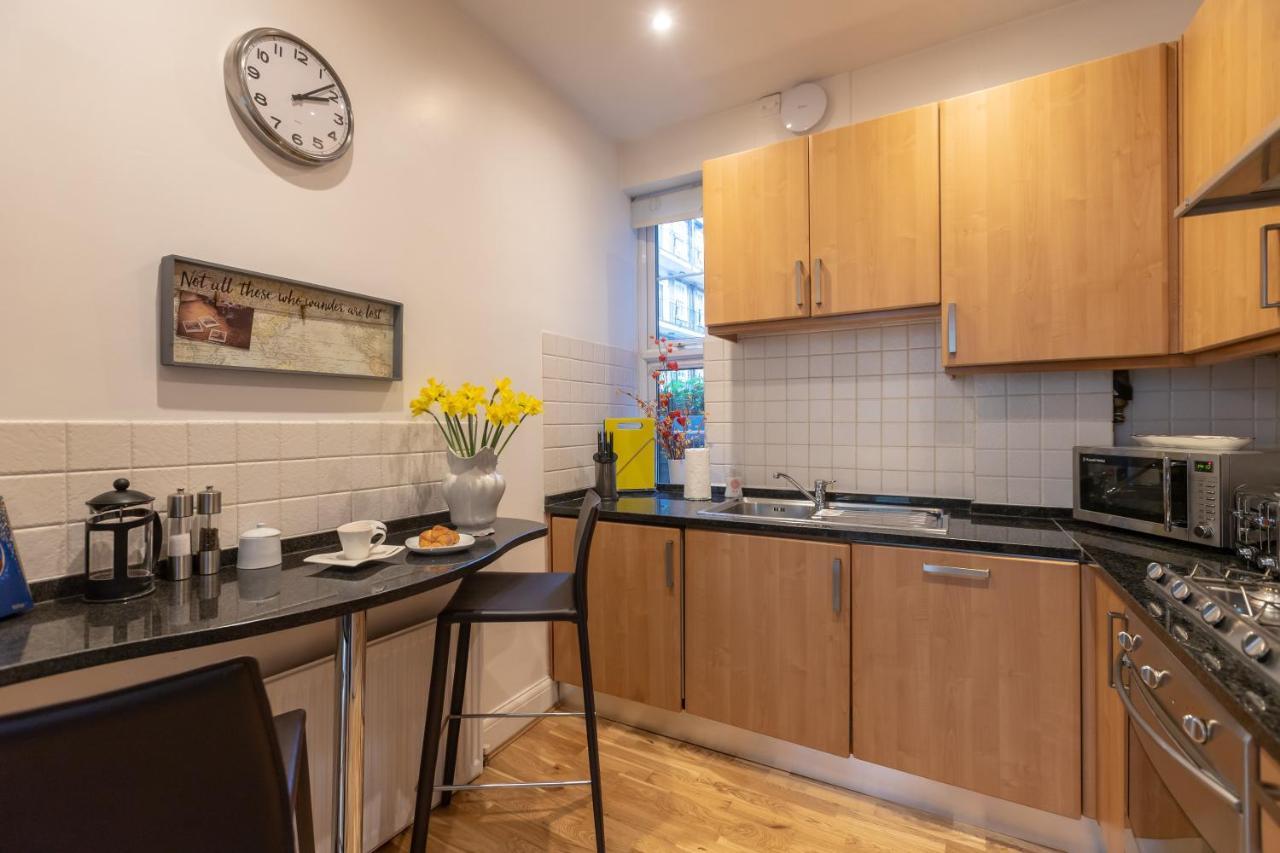 The Wanderlust - 1 Bedroom Apartment L Sleeps 4 With Sofa Bed L Prime Location Plus Free Wifi L Perfect For Business & Leisure Travelers L 15Percent Off Weekly & 20Percent Off Monthly Stays! Londyn Zewnętrze zdjęcie