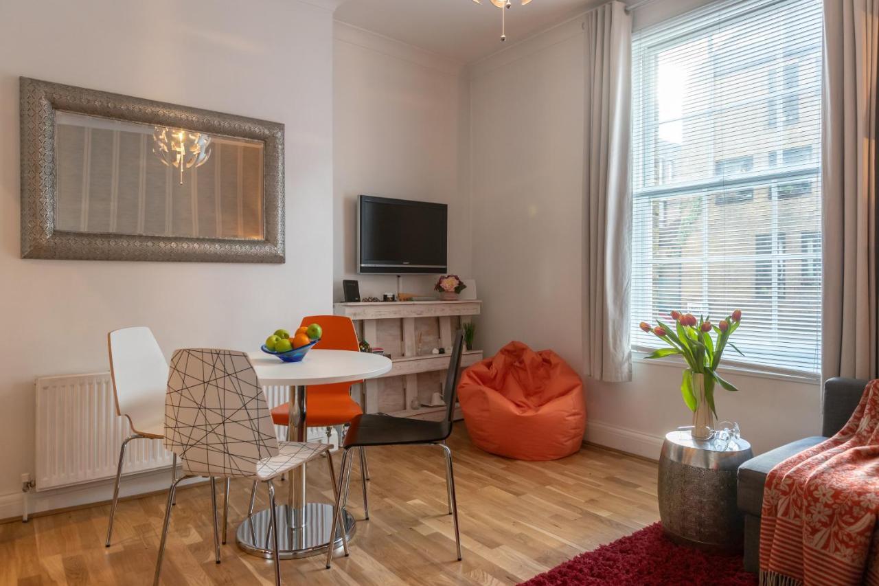 The Wanderlust - 1 Bedroom Apartment L Sleeps 4 With Sofa Bed L Prime Location Plus Free Wifi L Perfect For Business & Leisure Travelers L 15Percent Off Weekly & 20Percent Off Monthly Stays! Londyn Zewnętrze zdjęcie